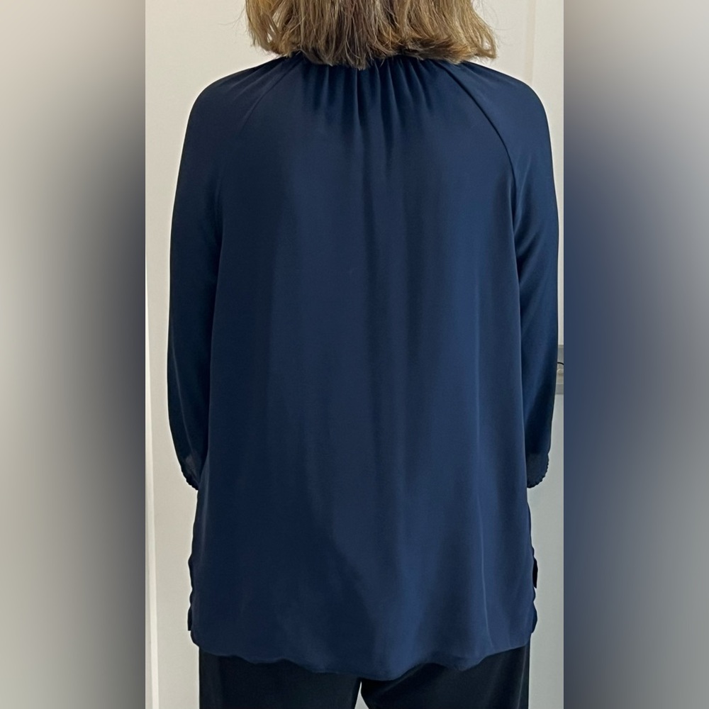 Women’s Michael Kors Navy Top Size M - Picture 2 of 3